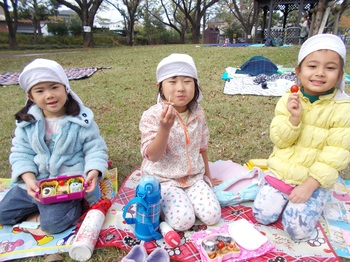 園での生活　平成29年度　園外保育_ゆり03