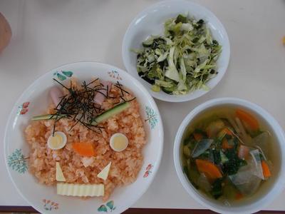 給食の画像